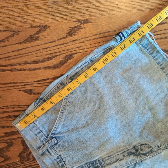 L.A.Blues® Y2K Vintage High Waisted Faded Denim Jean Carpenter Shorts Sz12 - Picture 8 of 12